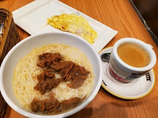 Hong Kong cha chaan teng milk tea