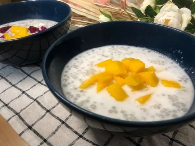 Hong Kong mango sago dessert
